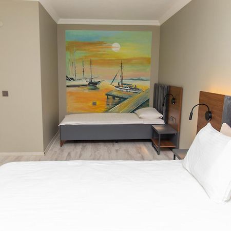 Kayalar Blue Beach Hotel Sazlı エクステリア 写真