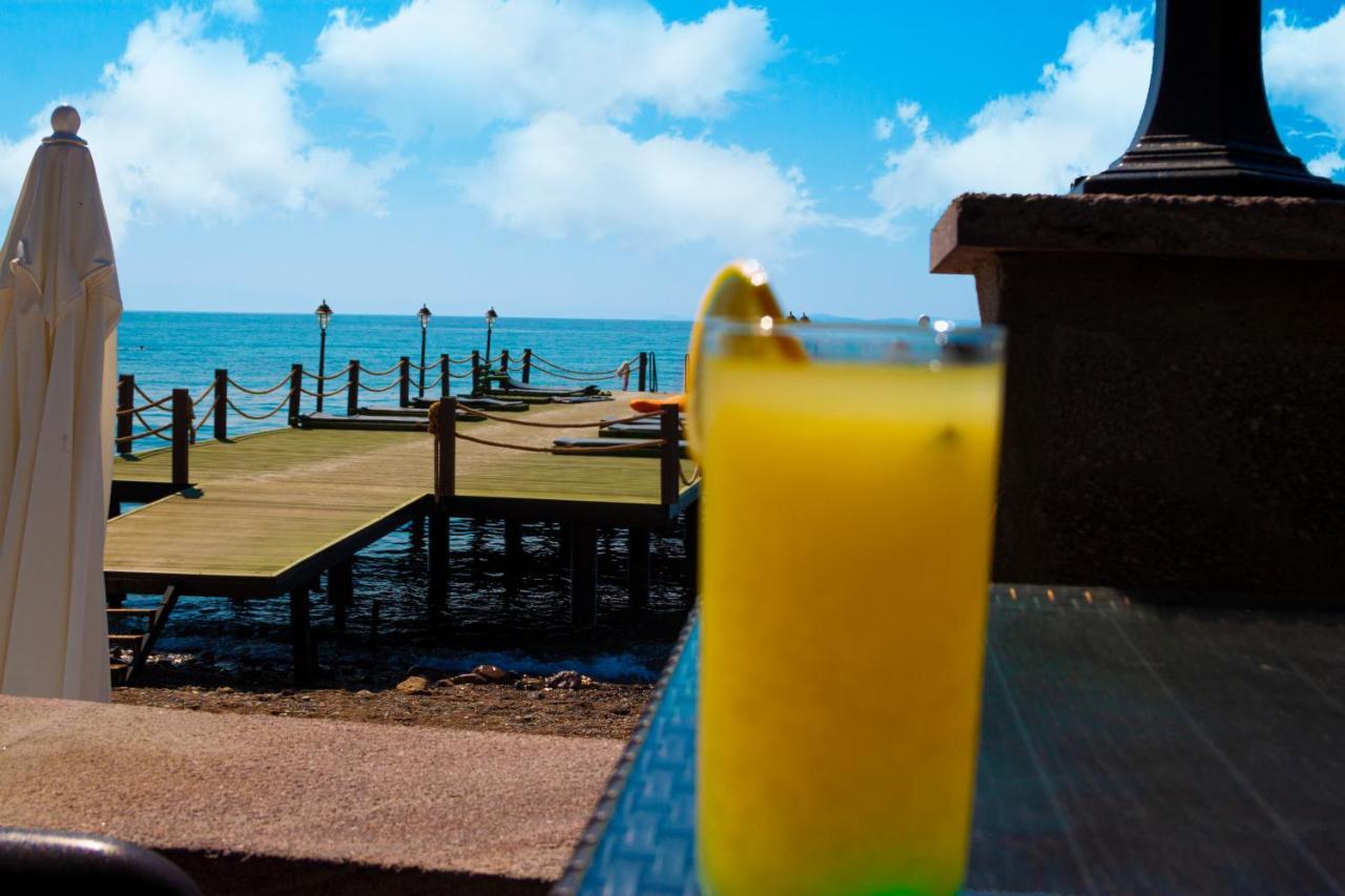 Kayalar Blue Beach Hotel Sazlı エクステリア 写真