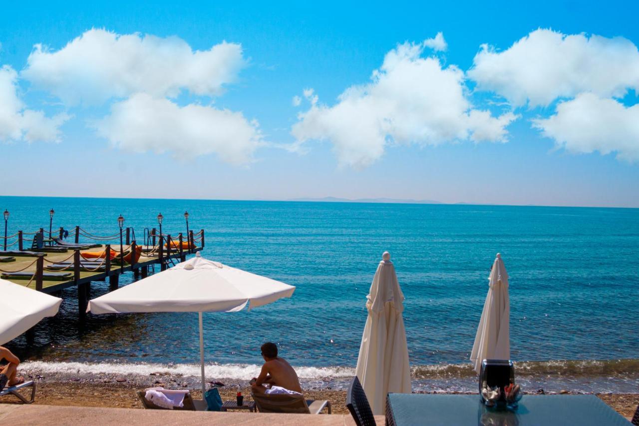 Kayalar Blue Beach Hotel Sazlı エクステリア 写真