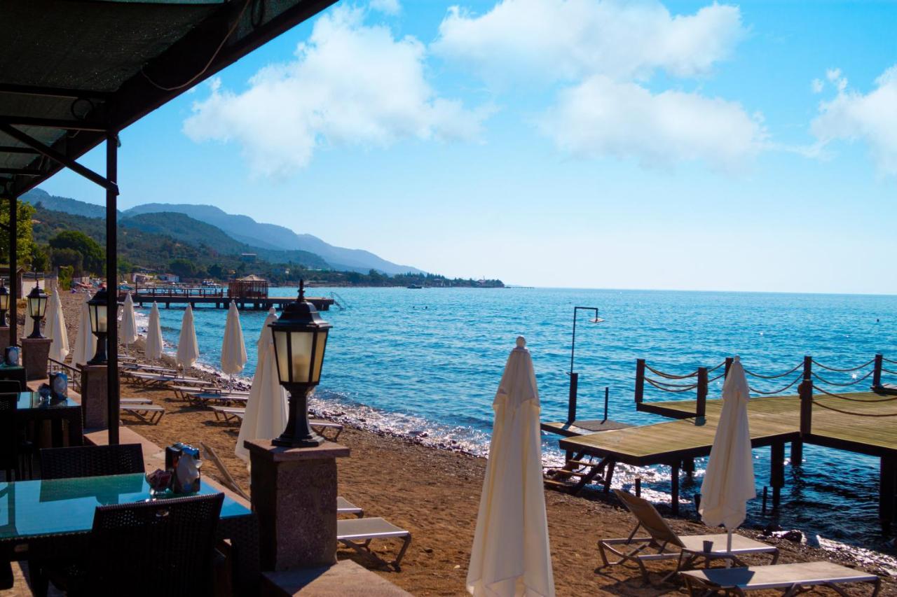Kayalar Blue Beach Hotel Sazlı エクステリア 写真