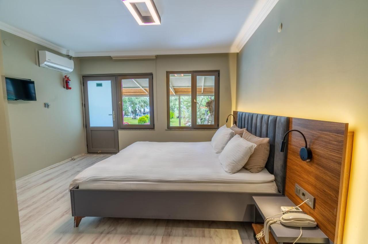 Kayalar Blue Beach Hotel Sazlı エクステリア 写真