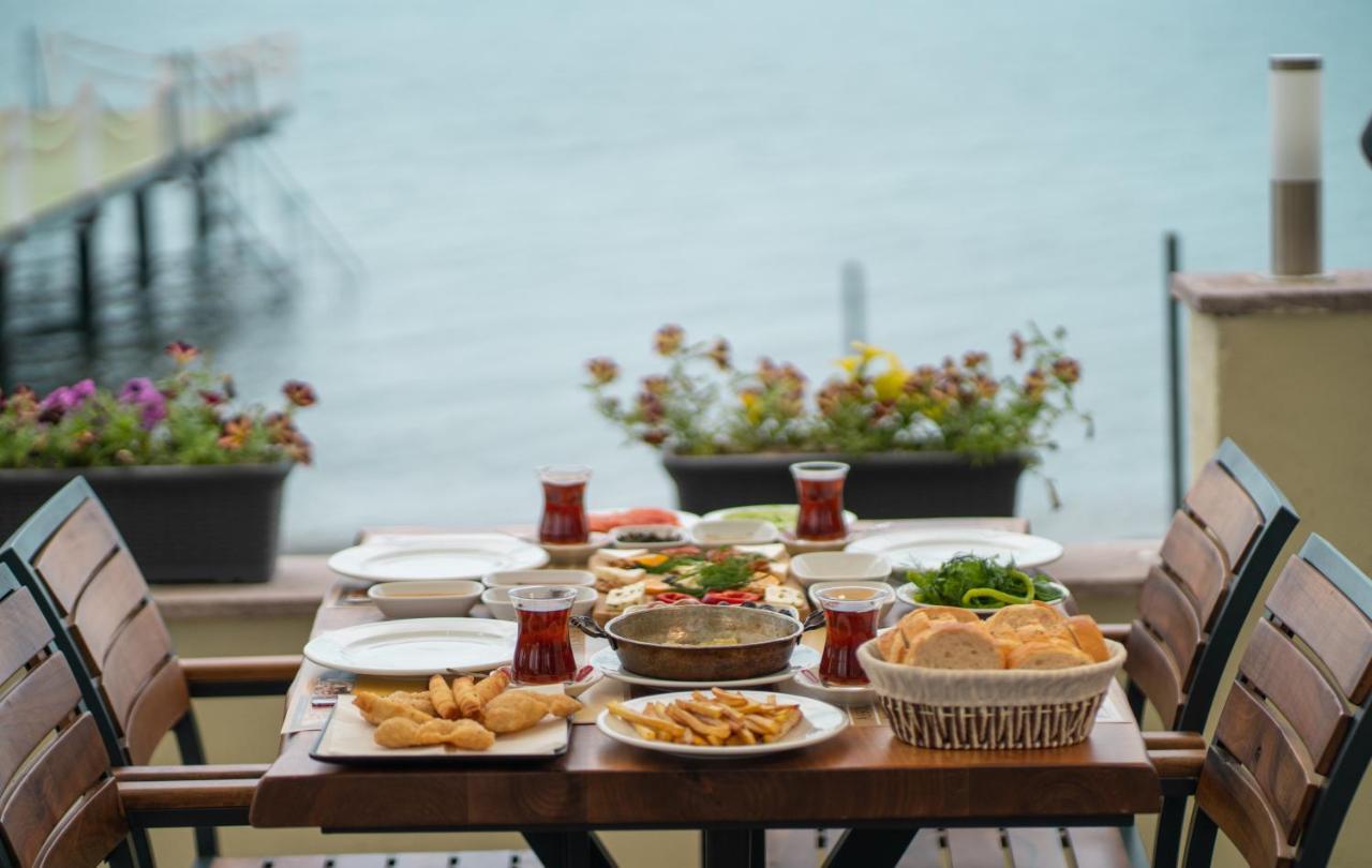 Kayalar Blue Beach Hotel Sazlı エクステリア 写真