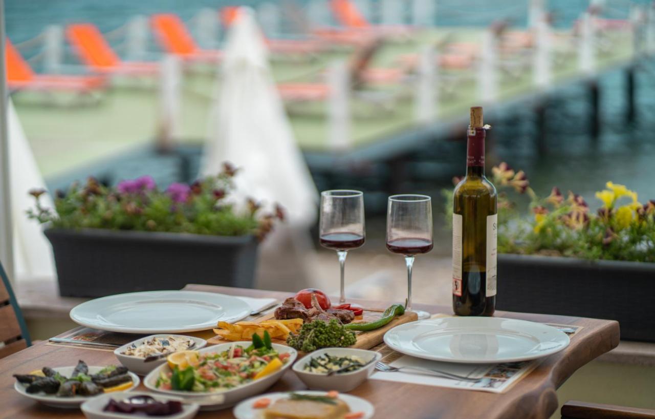 Kayalar Blue Beach Hotel Sazlı エクステリア 写真