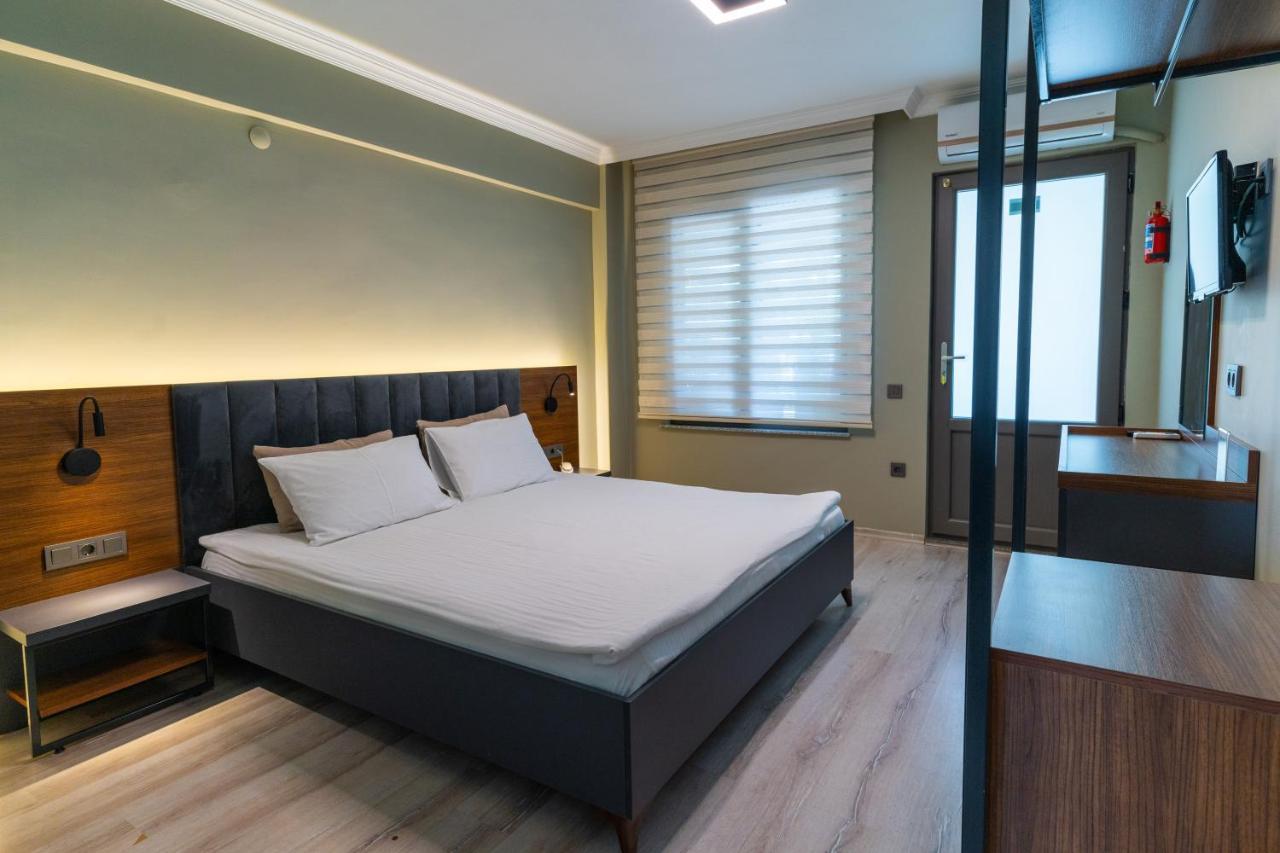 Kayalar Blue Beach Hotel Sazlı エクステリア 写真