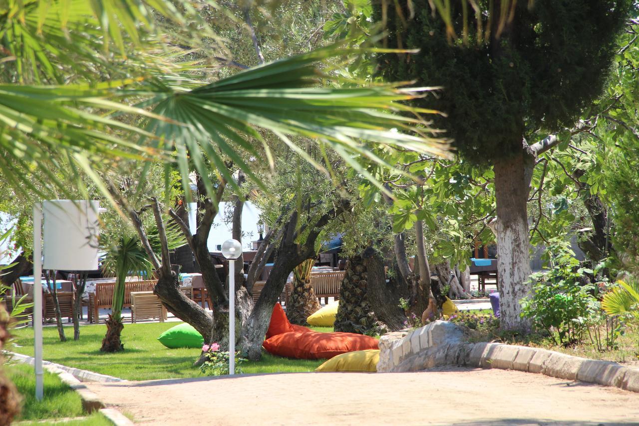 Kayalar Blue Beach Hotel Sazlı エクステリア 写真