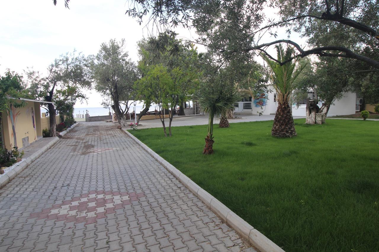 Kayalar Blue Beach Hotel Sazlı エクステリア 写真