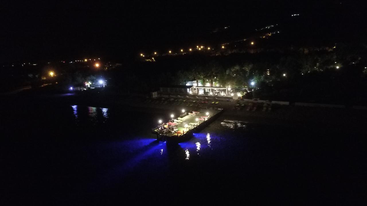 Kayalar Blue Beach Hotel Sazlı エクステリア 写真