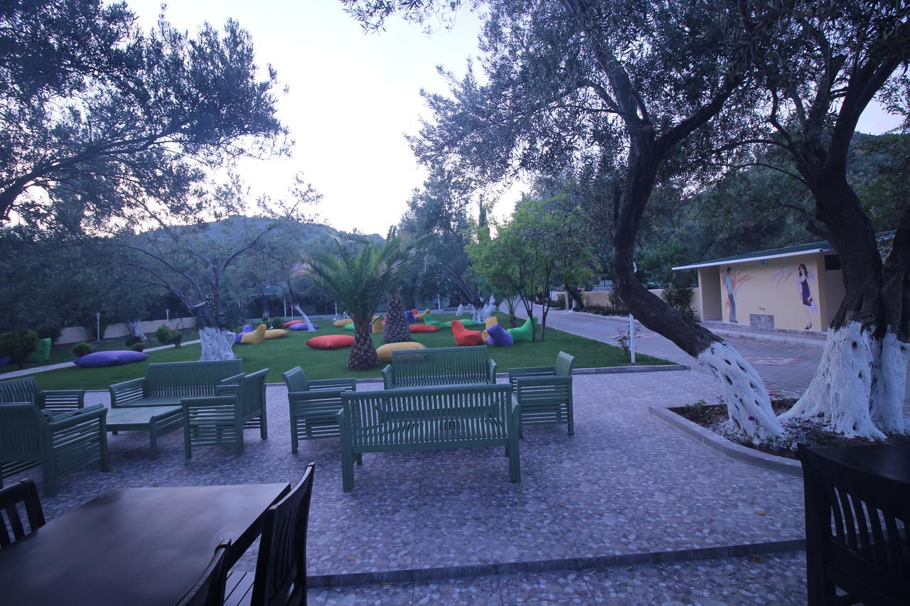 Kayalar Blue Beach Hotel Sazlı エクステリア 写真
